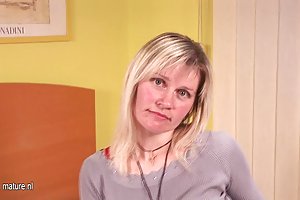 Buddy jonge alice neuken een ezel, vriendin dildo en dick
