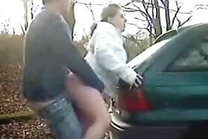 Mijn vriend geneukt slaperig minnaar in haar mond en gemaakt om te springen op de haan