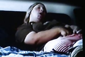 Brunette maakt vriendje neuken op de trap