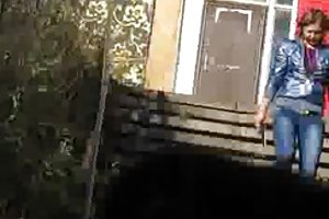 Demonstreert de mogelijkheden van zijn kont