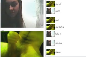 Vijf mannen neuken onverzadigbare brunette